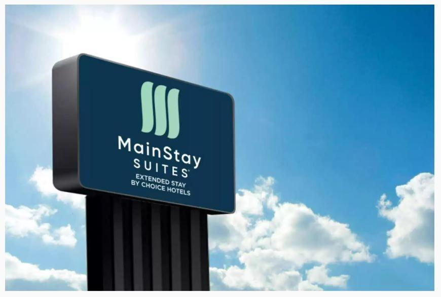 Mainstay Suites Middleburg Heights Cleveland Airport Extérieur photo