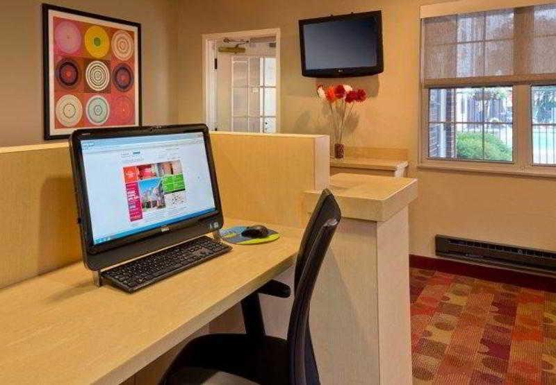 Mainstay Suites Middleburg Heights Cleveland Airport Extérieur photo
