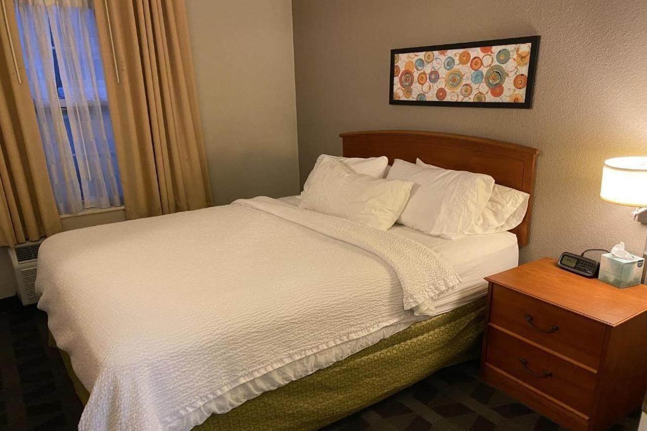 Mainstay Suites Middleburg Heights Cleveland Airport Extérieur photo