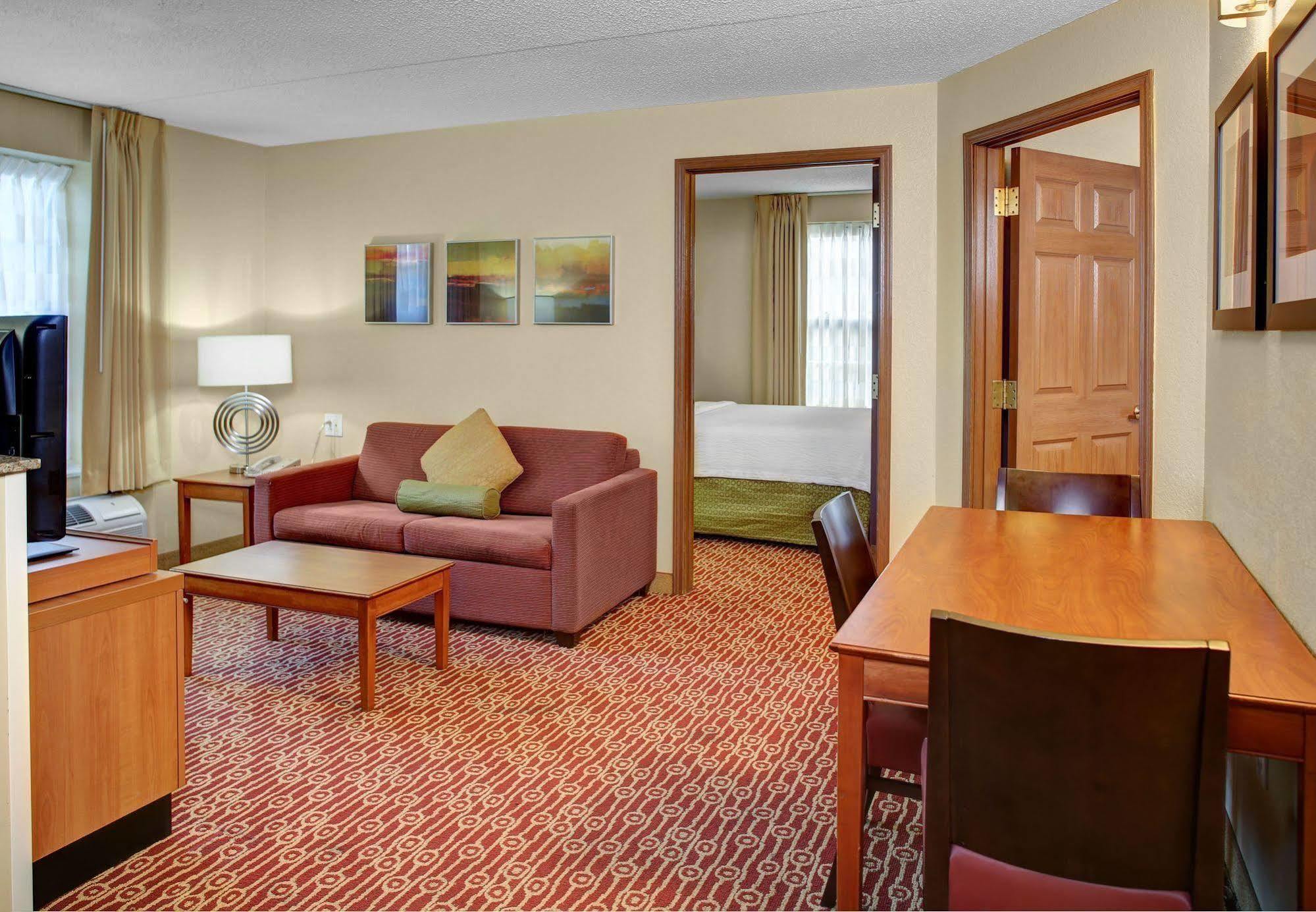 Mainstay Suites Middleburg Heights Cleveland Airport Extérieur photo